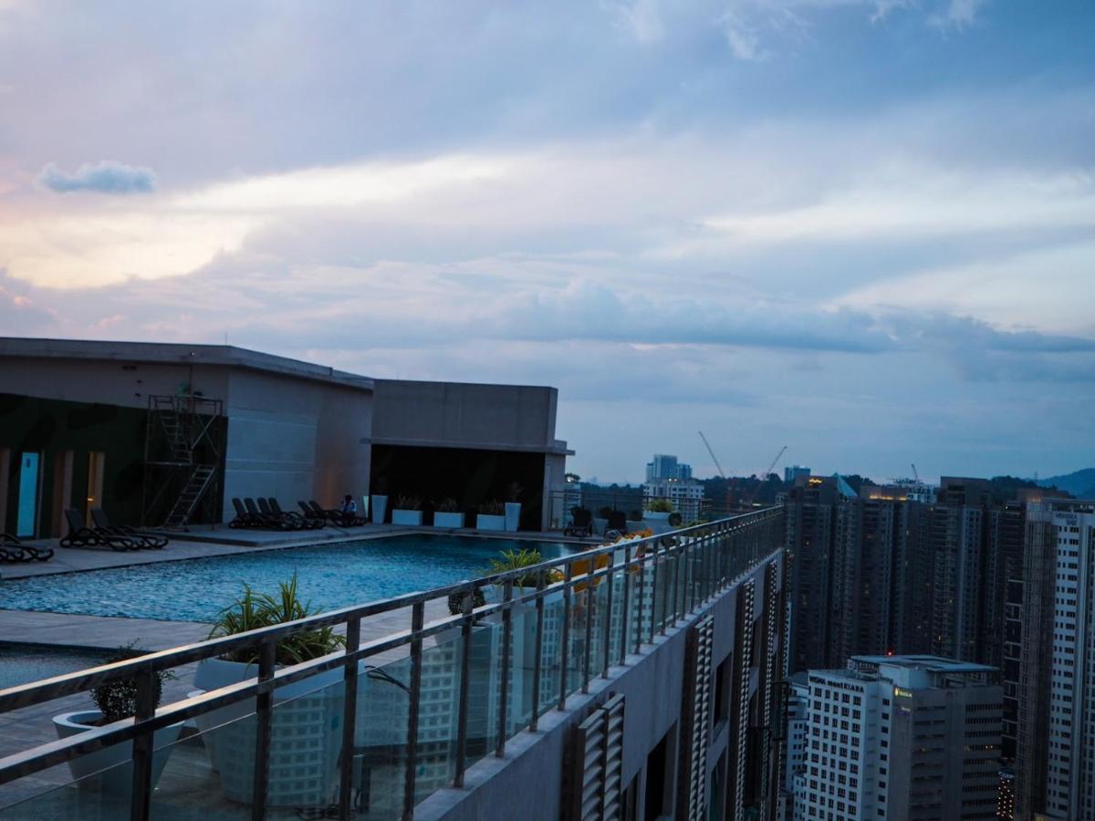 Corporate Hotel Suites At Hartamas / Mont Kiara Kuala Lumpur Exterior photo