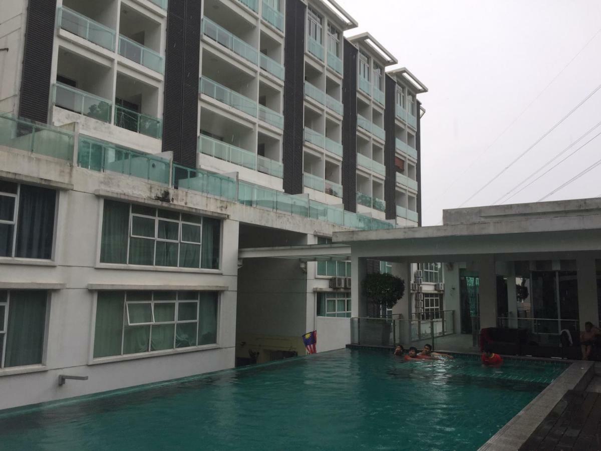 Corporate Hotel Suites At Hartamas / Mont Kiara Kuala Lumpur Exterior photo